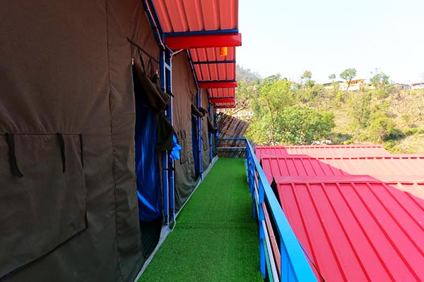 Luxury tents with Swimming Pool in Shivpuri, Rishikesh