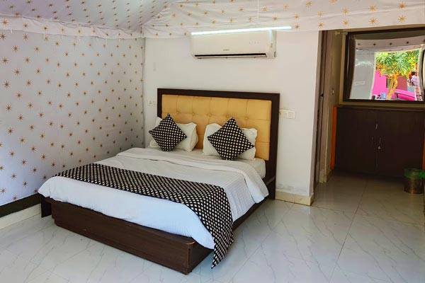 Luxury Forest Cottages with Swimming Pool, Rishikesh 04