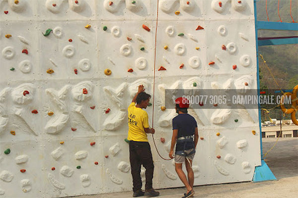 Wall Rappelling, Rishikesh